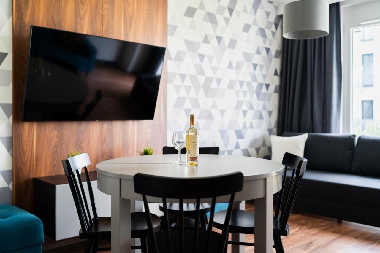 Big - Atal Towers - 3 - Private Parking Place Wroclaw