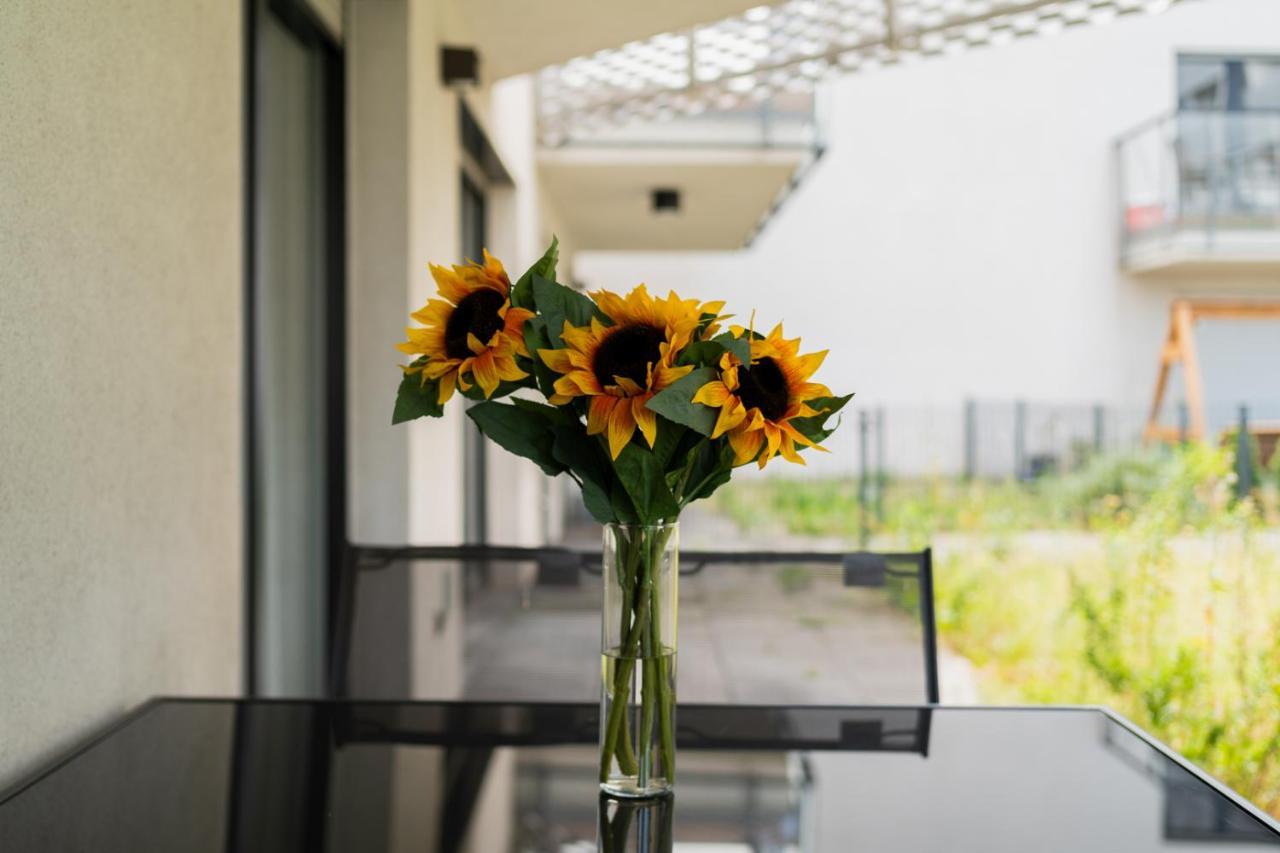 Big - Atal Towers - 3 - Private Parking Place Apartment *